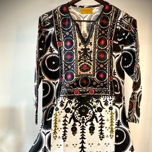 Pakistani KURTA / KAMEEZ